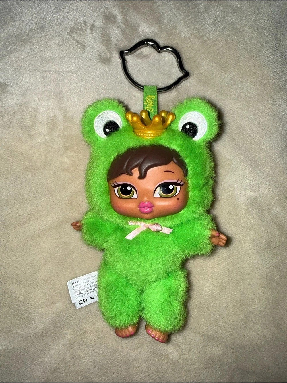 Bratz Bratziez Iconz Seriez Plush Keychain - Pretty Princess (Yasmin)